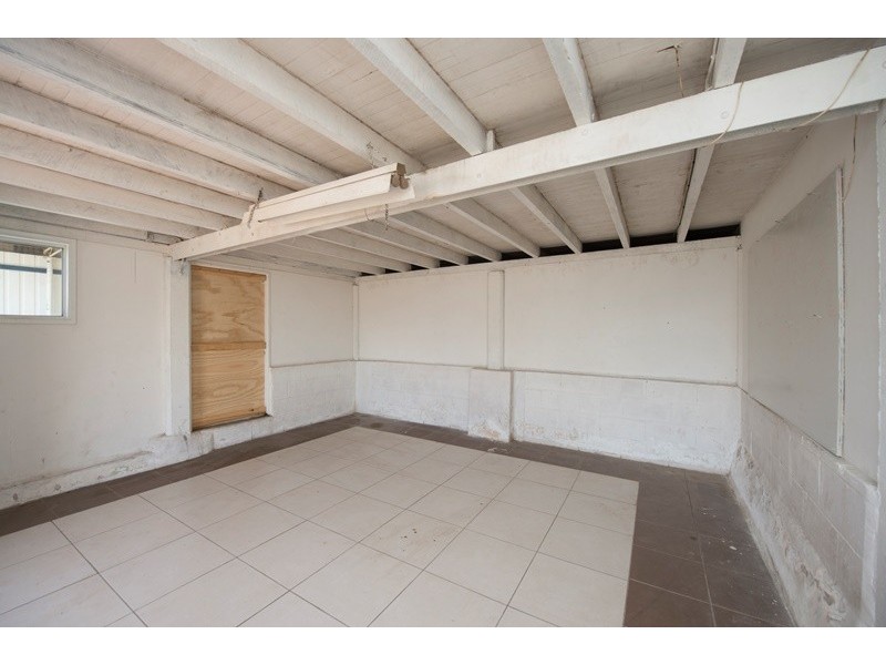 36 Dawson Road, West Gladstone QLD 4680