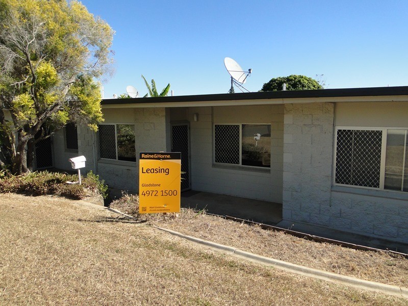 2/1 SAM STREET, West Gladstone QLD 4680