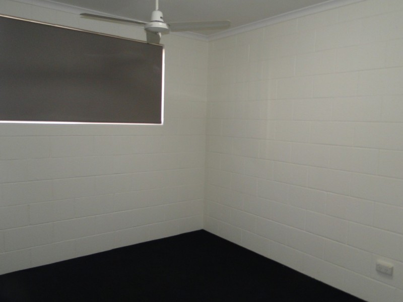 3/20 GERALDINE STREET, West Gladstone QLD 4680