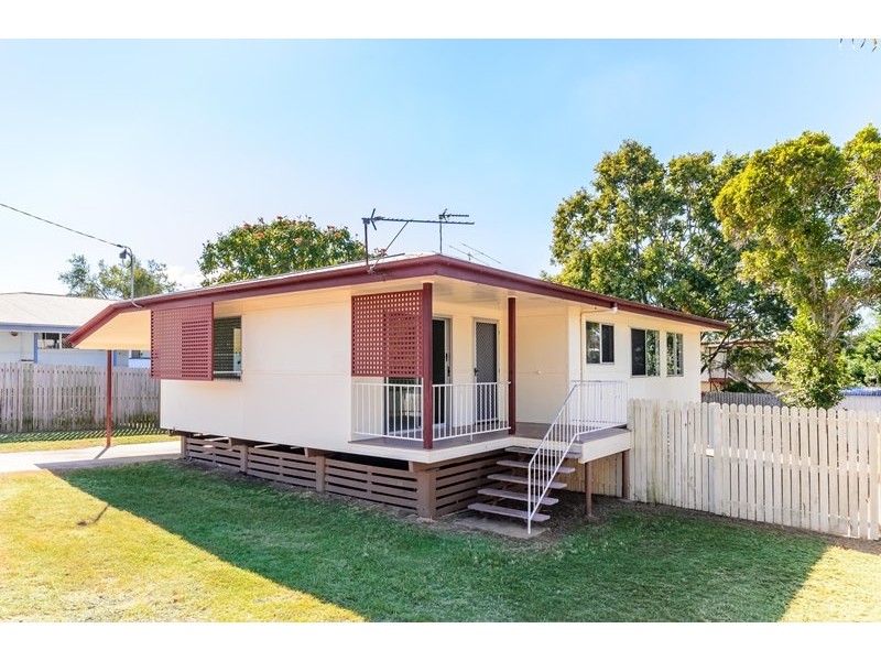 49 Pashley Street, Clinton QLD 4680
