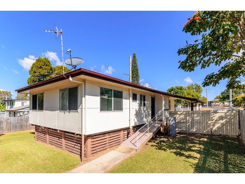 49 Pashley Street, Clinton QLD 4680