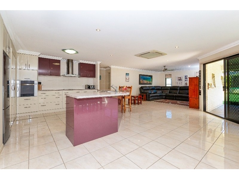 32 Beezley Street, Glen Eden QLD 4680