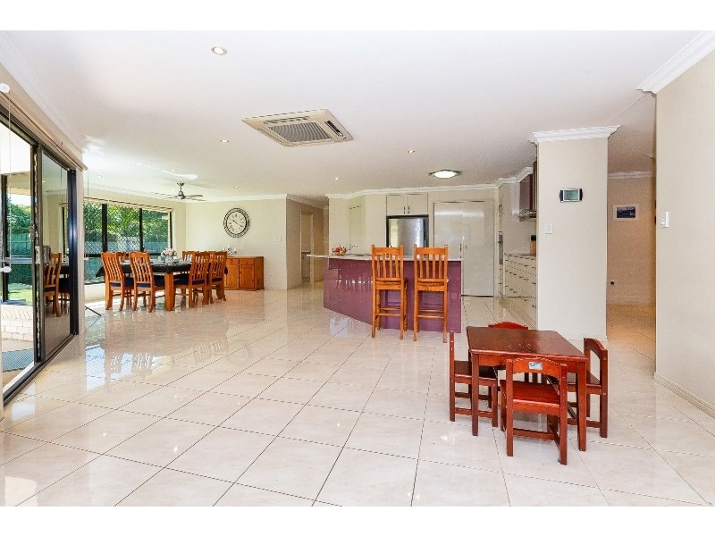 32 Beezley Street, Glen Eden QLD 4680