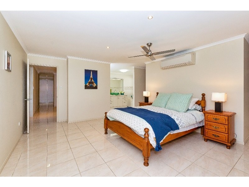32 Beezley Street, Glen Eden QLD 4680