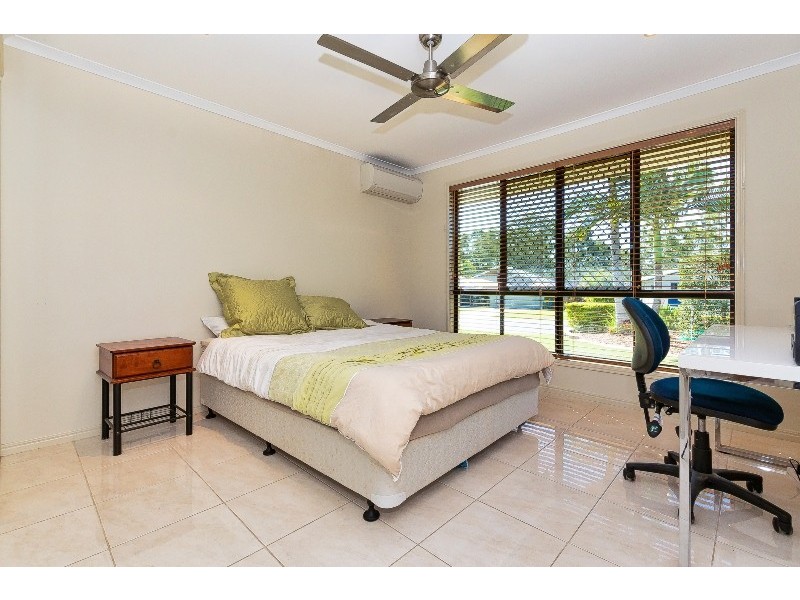 32 Beezley Street, Glen Eden QLD 4680