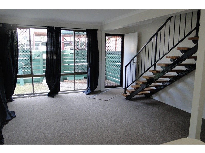 4/196 AUCKLAND STREET, South Gladstone QLD 4680
