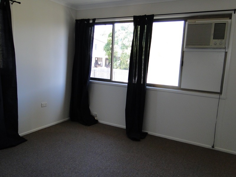 4/196 AUCKLAND STREET, South Gladstone QLD 4680