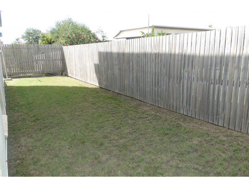 4/196 AUCKLAND STREET, South Gladstone QLD 4680
