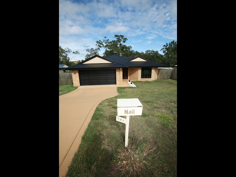 102 Col Brown Avenue, Gladstone QLD 4680