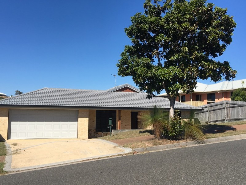 117 Emmadale Drive, New Auckland QLD 4680