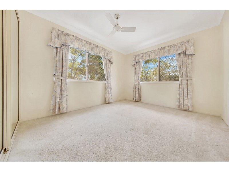 4 St Bees Court, Clinton QLD 4680
