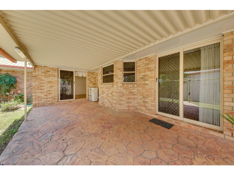 4 St Bees Court, Clinton QLD 4680