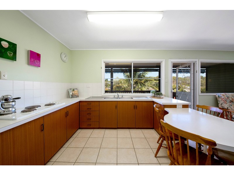 12 Brunke Street, West Gladstone QLD 4680