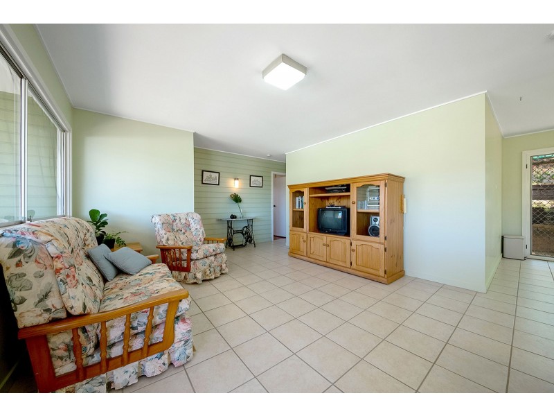 12 Brunke Street, West Gladstone QLD 4680