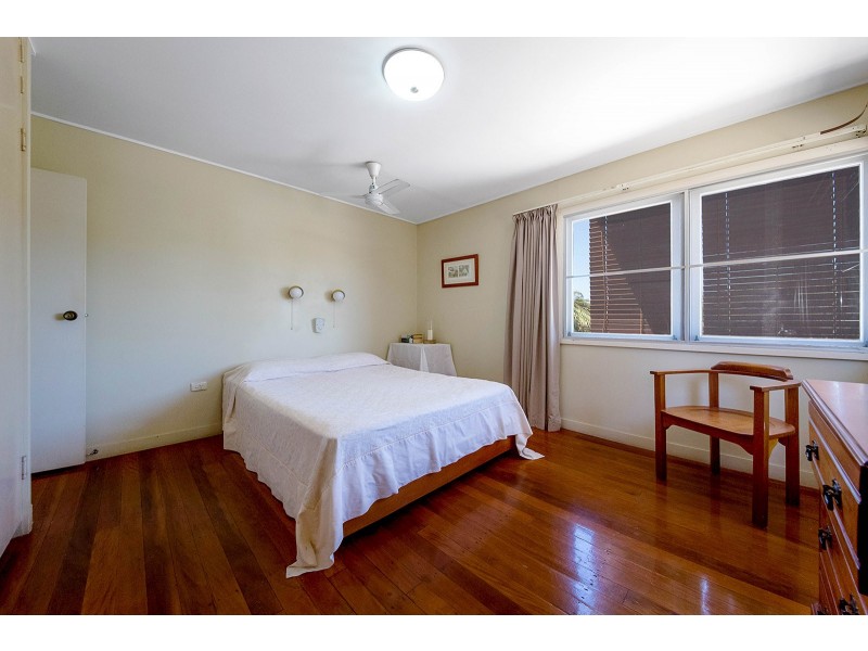 12 Brunke Street, West Gladstone QLD 4680