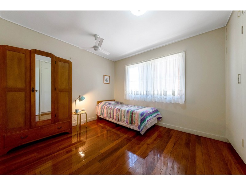 12 Brunke Street, West Gladstone QLD 4680