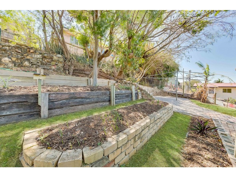 12 Brunke Street, West Gladstone QLD 4680