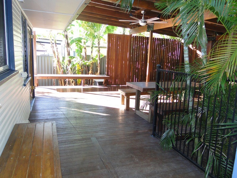 15 Mellefont Street, West Gladstone QLD 4680