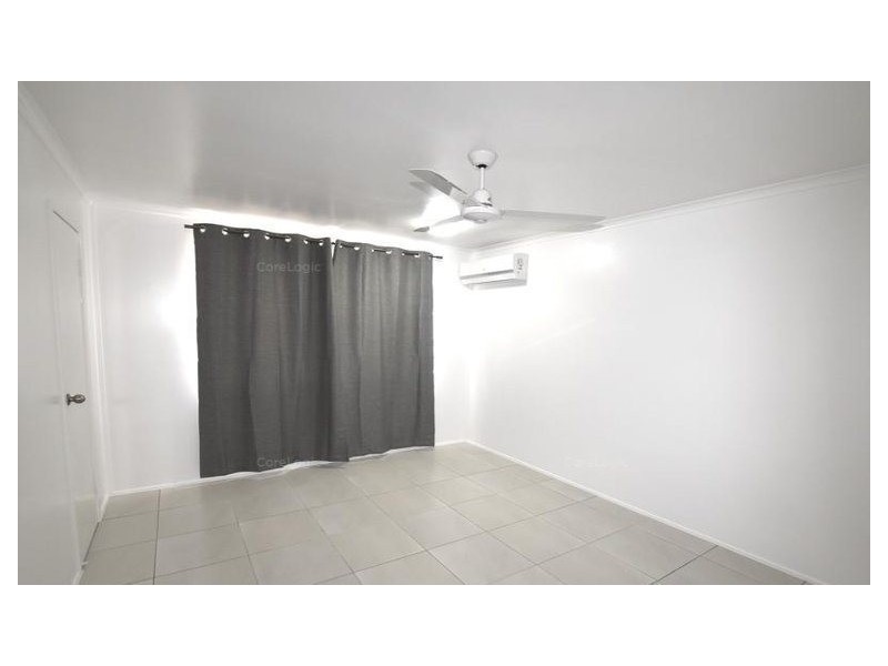 2/4 ORMONDE STREET, West Gladstone QLD 4680