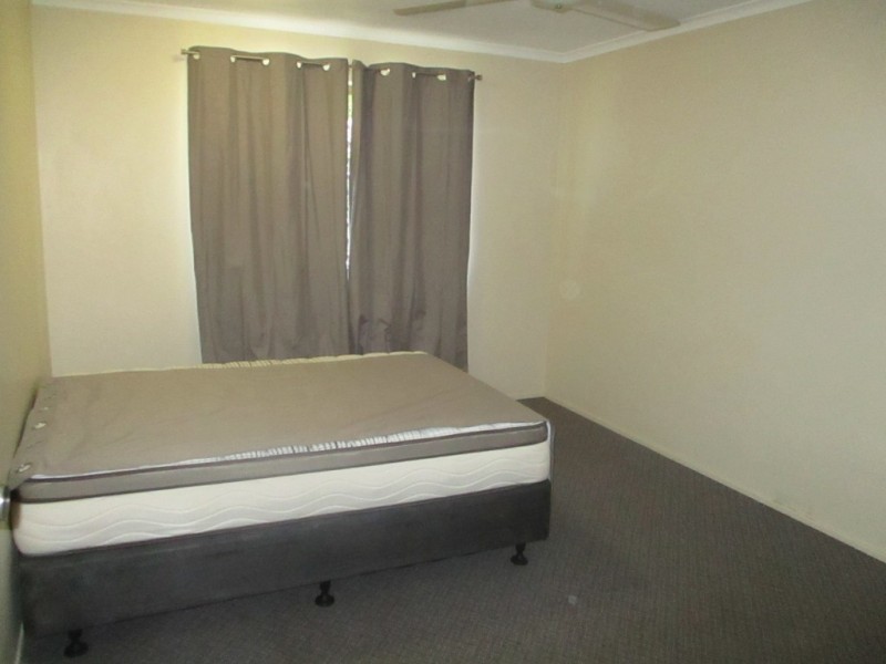 2/19 OFF STREET, Gladstone QLD 4680