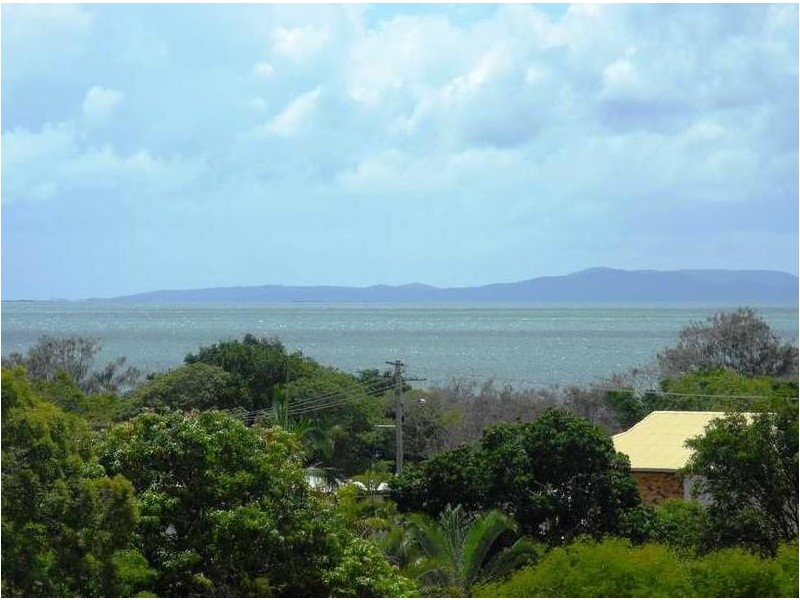 8 Graham Street, Tannum Sands QLD 4680