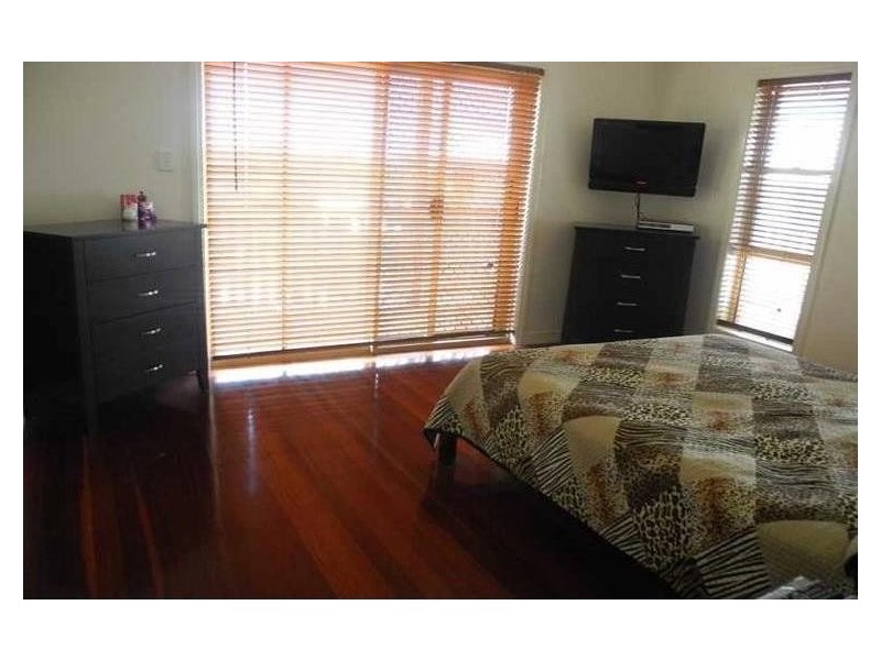 8 Graham Street, Tannum Sands QLD 4680