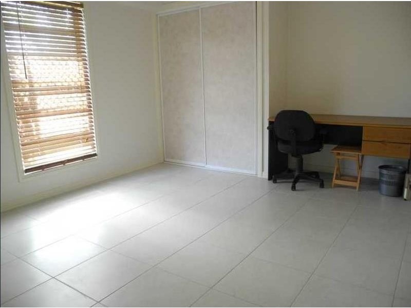 8 Graham Street, Tannum Sands QLD 4680