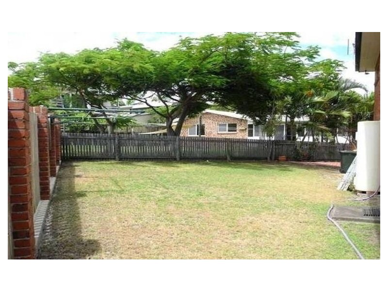 8 Graham Street, Tannum Sands QLD 4680