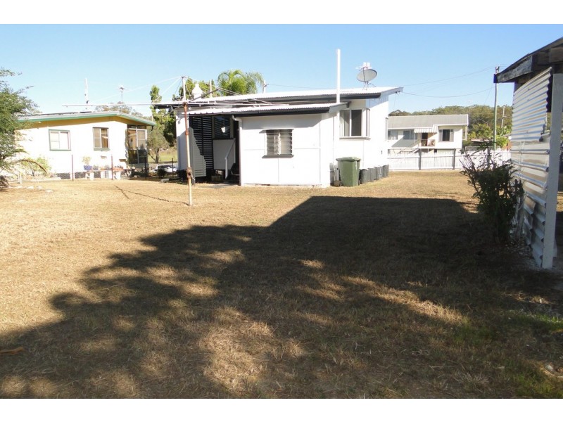 8 MARGARET STREET, South Gladstone QLD 4680