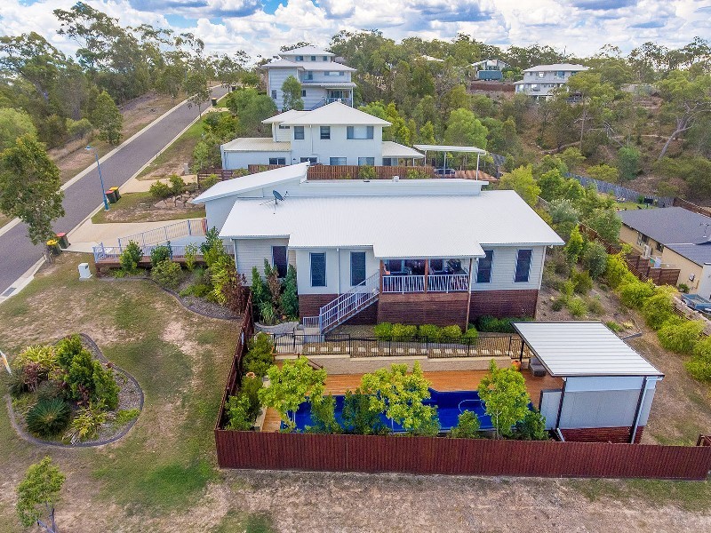 6 Scholes Way, Kirkwood QLD 4680