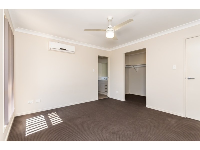 21 Winpara Drive, Kirkwood QLD 4680