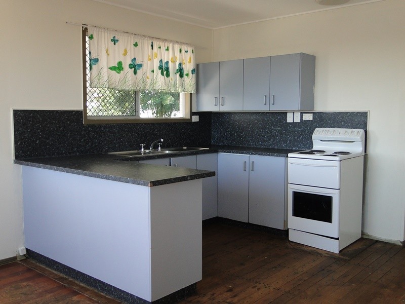 78 Aerodrome Road, Clinton QLD 4680