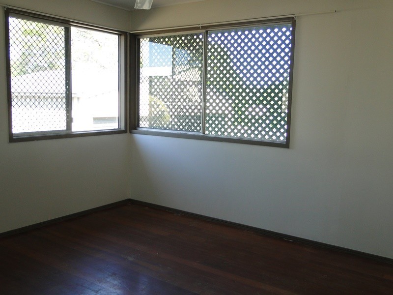 78 Aerodrome Road, Clinton QLD 4680