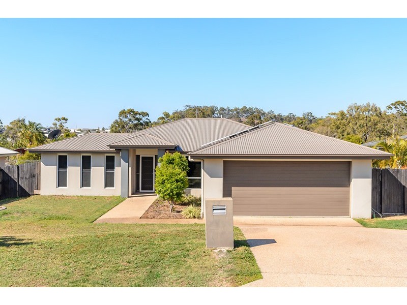 11 Woodland Court, Kirkwood QLD 4680