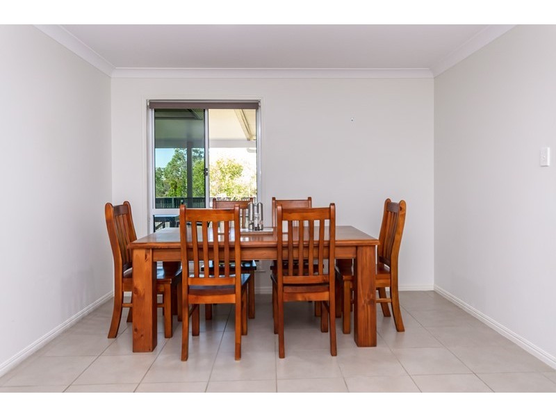 11 Woodland Court, Kirkwood QLD 4680