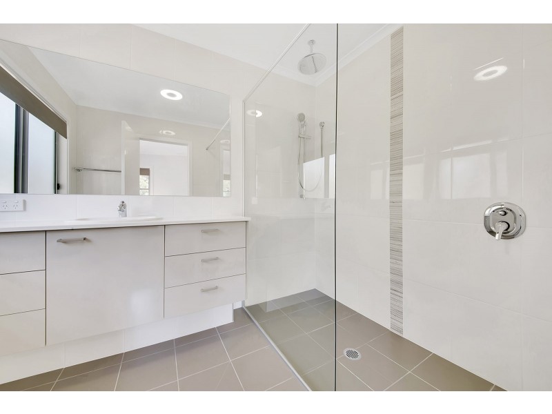 23/12 Flinders Street, West Gladstone QLD 4680