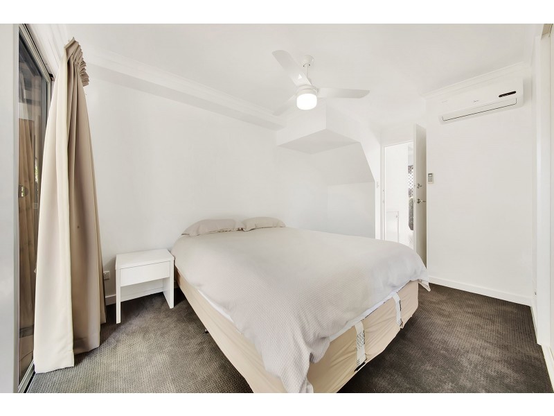 23/12 Flinders Street, West Gladstone QLD 4680