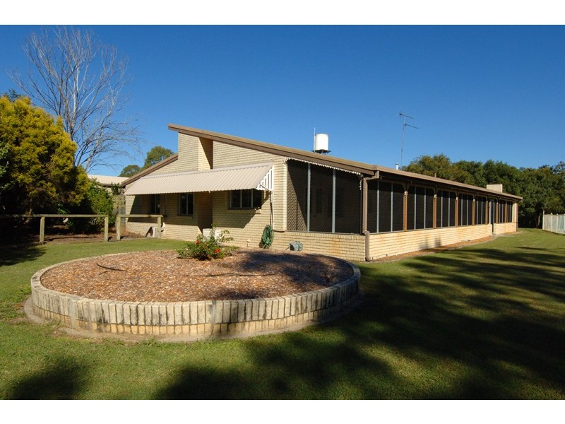 8 Clyde Court, Gladstone QLD 4680