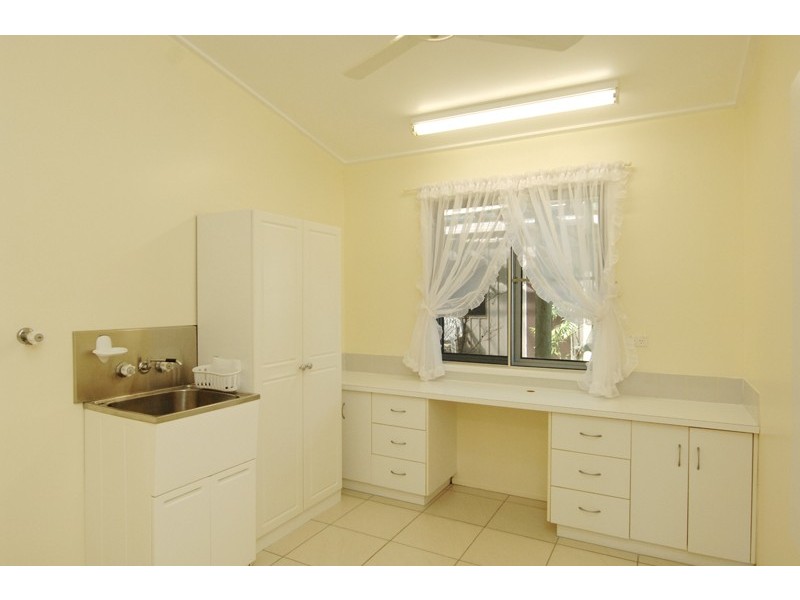 8 Clyde Court, Gladstone QLD 4680
