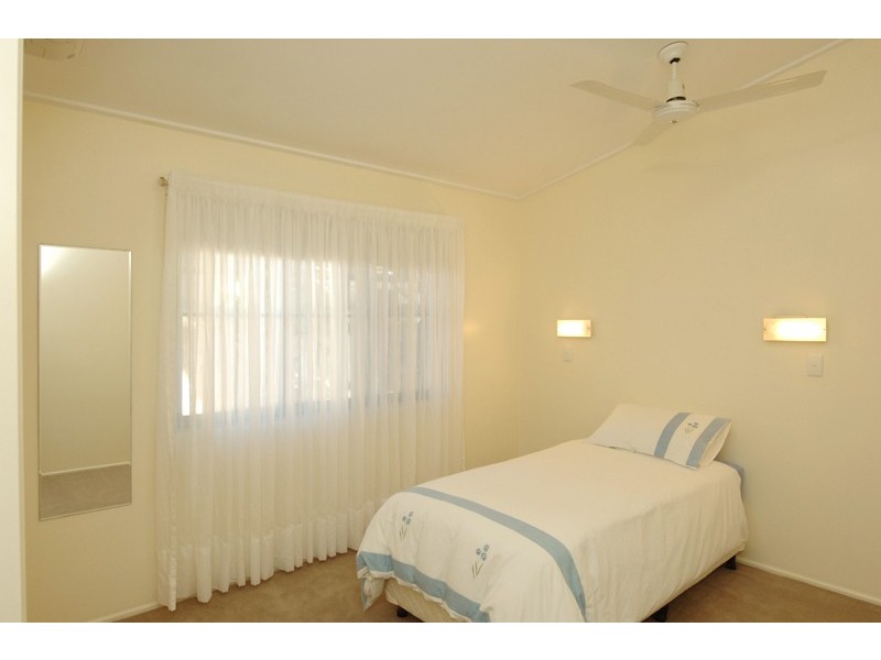 8 Clyde Court, Gladstone QLD 4680