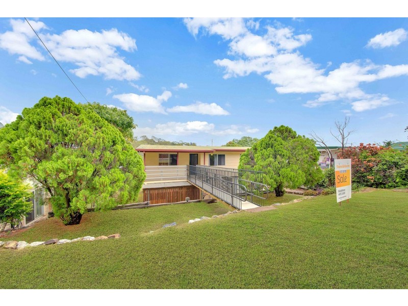 23 PINE AVENUE, West Gladstone QLD 4680