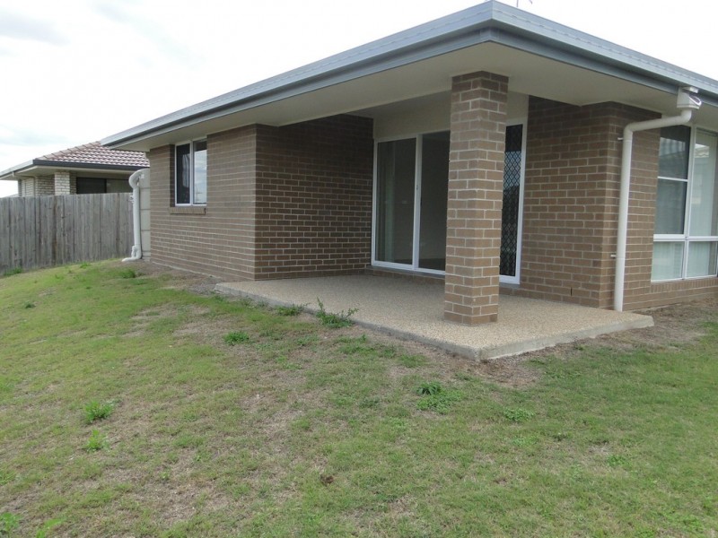 6 WOODWARD AVENUE, Calliope QLD 4680