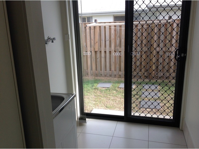 8 BENDEE STREET, Glen Eden QLD 4680