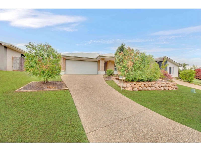 7 IRIS ROAD, Kirkwood QLD 4680