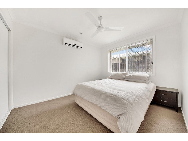 7 IRIS ROAD, Kirkwood QLD 4680