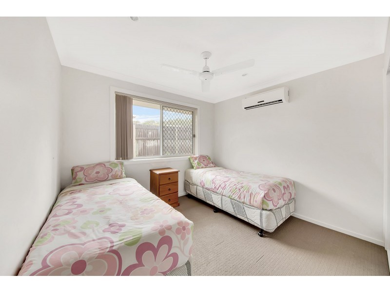 7 IRIS ROAD, Kirkwood QLD 4680