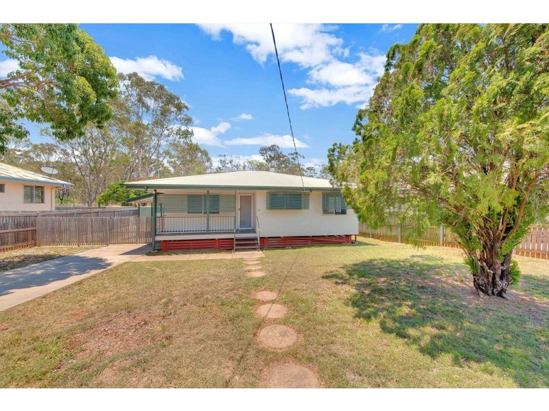 63 Squire Street, Toolooa QLD 4680