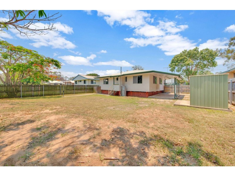 63 Squire Street, Toolooa QLD 4680