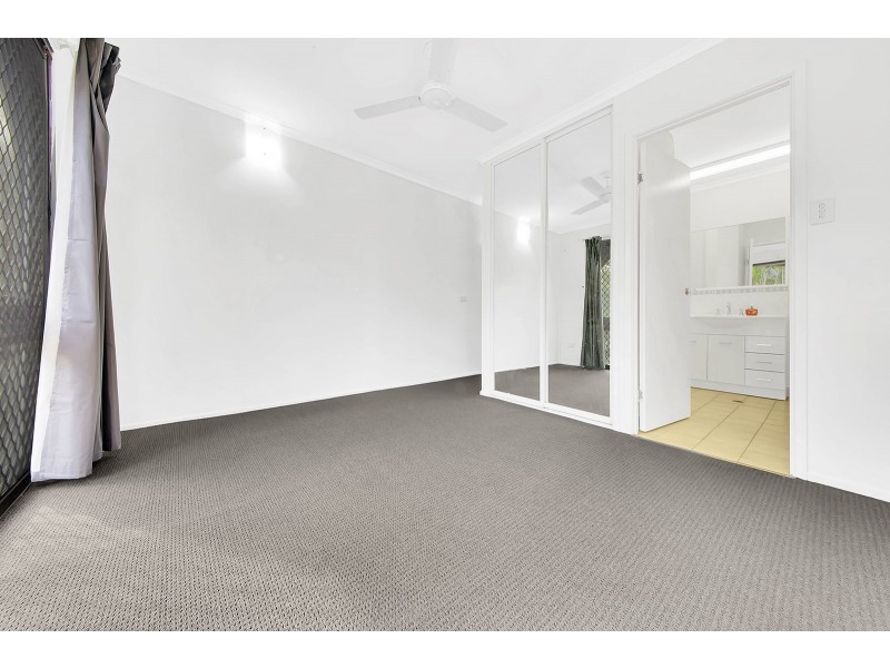 37 ANDERSON STREET, Clinton QLD 4680