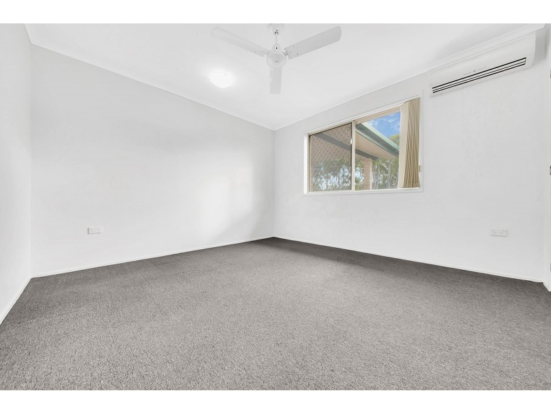 37 ANDERSON STREET, Clinton QLD 4680